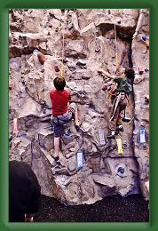Wall Climb (1) * 3264 x 4928 * (5.65MB)